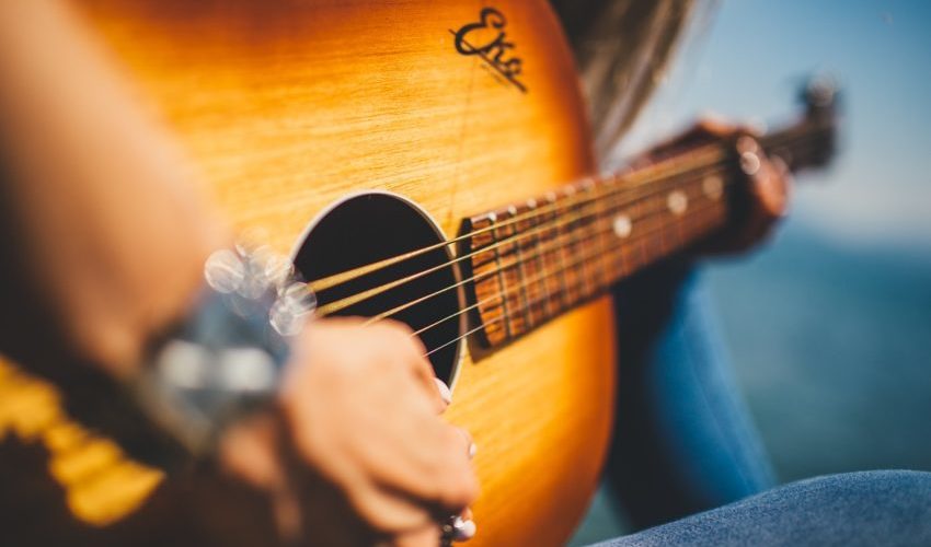 What Should I Have In My Guitar Practice Space -2020 Guide