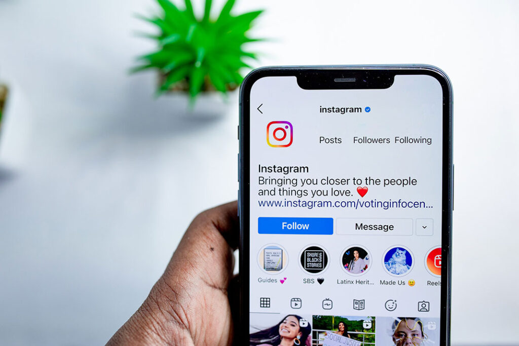 The 4 Pros And Cons Of Buying Instagram Followers - liars ...